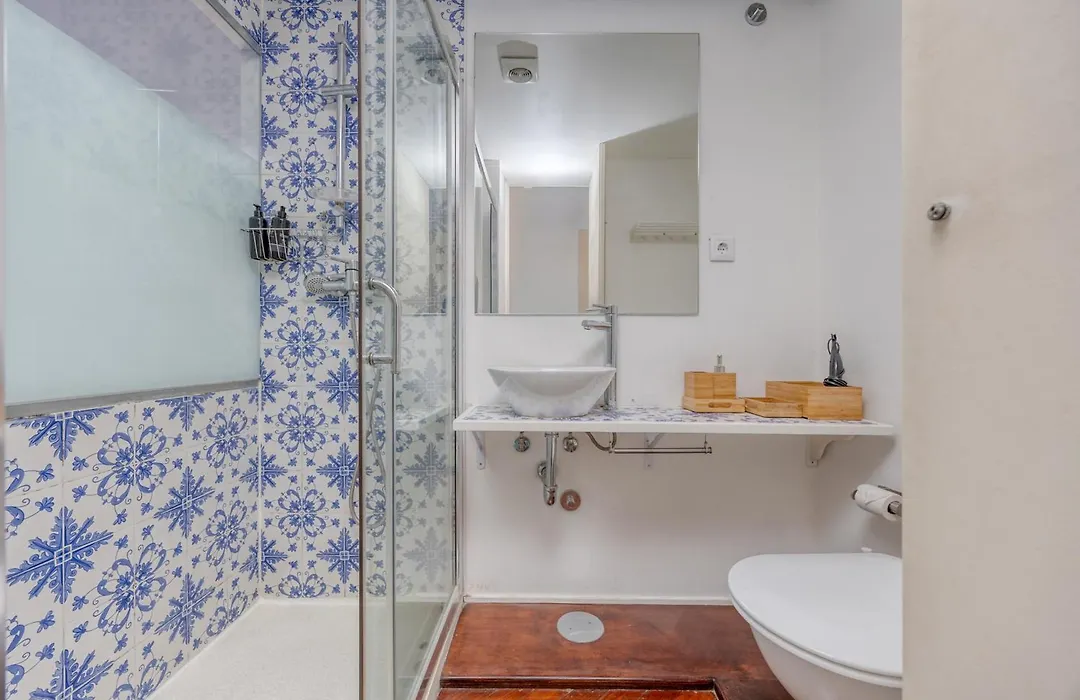 Oporto Clerigos Center Rooms-1